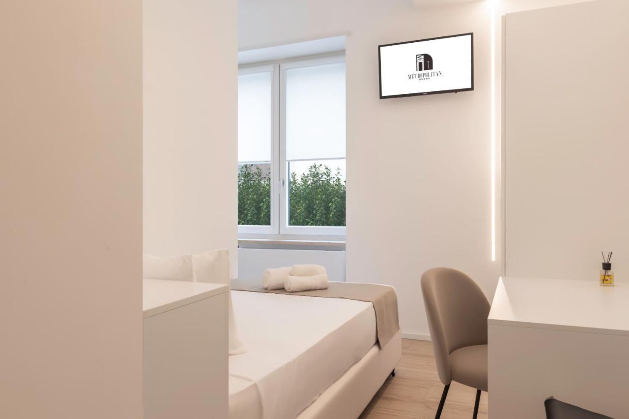 Metropolitan Rooms Кальярі Екстер'єр фото