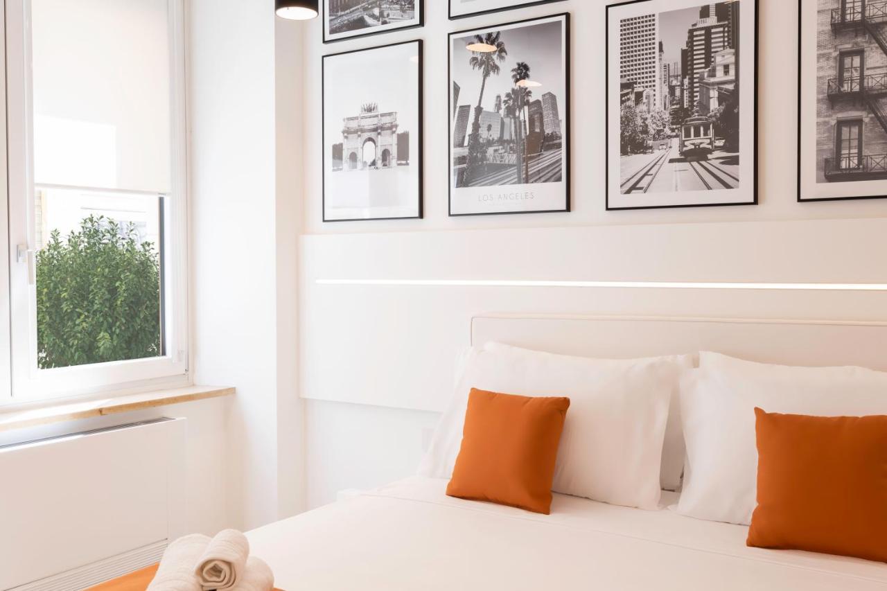 Metropolitan Rooms Кальярі Екстер'єр фото