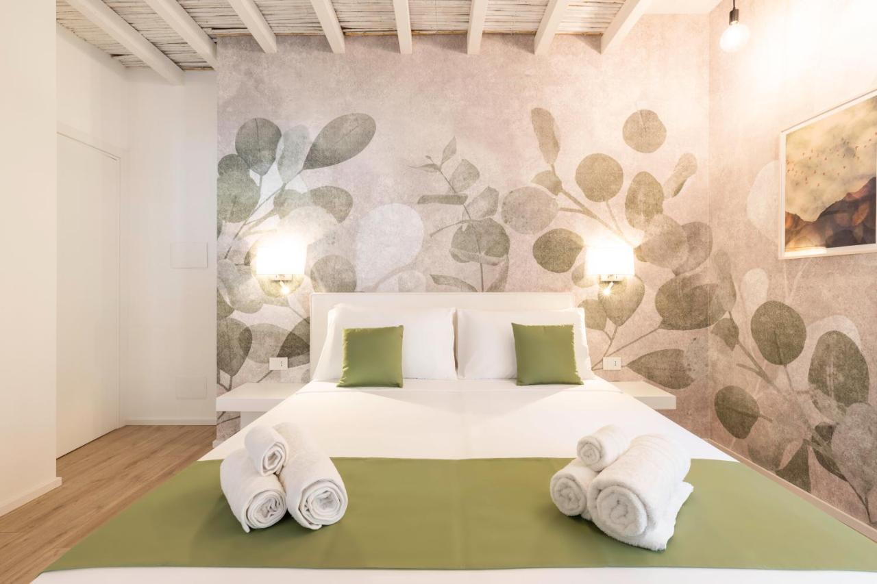 Metropolitan Rooms Кальярі Екстер'єр фото